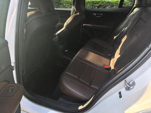 <span class=keywords><strong>Volvo</strong></span> S60 PHEV <span class=keywords><strong>T8</strong></span> 2022 Usado, Sedán de Lujo de Alto Rendimiento con Tracción en las Cuatro Ruedas, Volante a la Izquierda, 5 Puertas, 5 Asientos, para Exportación Internacional - Product Image 5