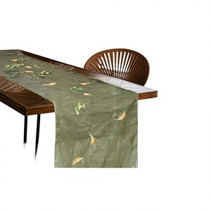 Camino de Mesa de Organza Transparente Moderno y Lujoso con Diseño de Hojas Otoñales Bordadas, Decoración Elegante para Restaurantes y Comedores Domésticos - Product Image 1