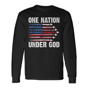 Camiseta de manga larga con bandera estadounidense de One Nation Under God para el 4 de julio - Product Image 1