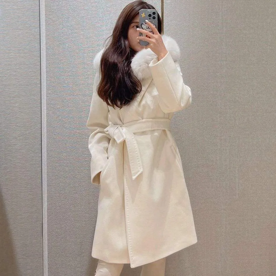 Custom 2023 Women Cashmere Wool Blends Real Fur Coat Cashmere Wool Coat With Real Fox Fur Collar