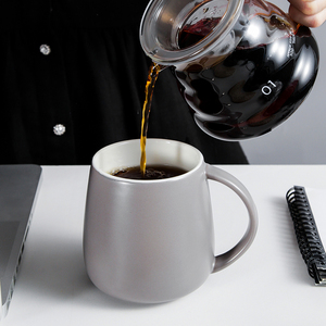 Taza <span class=keywords><strong>de</strong></span> Café <span class=keywords><strong>de</strong></span> Cerámica Europea Simple al por Mayor, Taza <span class=keywords><strong>de</strong></span> Café <span class=keywords><strong>de</strong></span> Cerámica Personalizada <span class=keywords><strong>de</strong></span> Boca Ancha y Gran Capacidad con Asa - Product Image 2