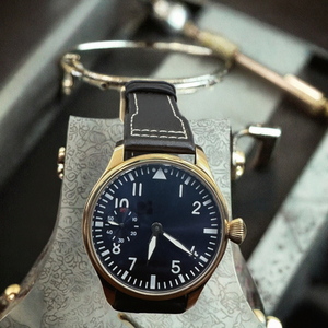 Người Đàn Ông Sang Trọng Của Cơ Khí Đồng Hồ Đeo Tay 24Mm Bò Da Ban Nhạc Hải Âu Phong Trào Chất Lượng Cao Không Thấm Nước Đồng Hồ Điện Dự Trữ Thủy Tinh - Product Image 3