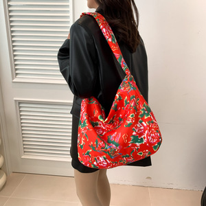 Sac à main tendance pour femme, grande capacité, élégant, en nylon, bandoulière, sac fourre-tout, grande fleur du nord-est, mode, imperméable - Product Image 2