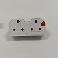 Stop Kontak Ekstensi Listrik Industri Multi Plug 2 Outlet Putih 3 Pin Lampu Merah Retractable Pengaman Anak Bersertifikasi CE