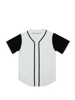 Kaos Jersey Baseball Lengan Pendek Pria Buatan Pabrik, Laris Manis, Warna Putih dengan Aksen Piping di Lengan, Model Terbaru 2026