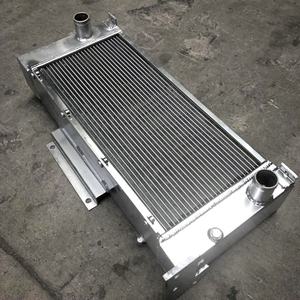 Radiateur d'eau 60282643 adapté à l'excavatrice Sany 75C - Product Image 4