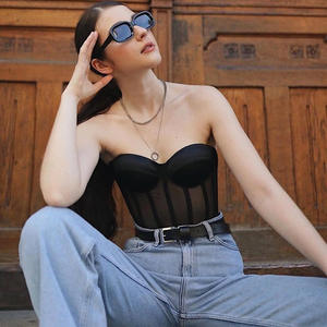 Corset <span class=keywords><strong>bustier</strong></span> <span class=keywords><strong>sans</strong></span> <span class=keywords><strong>bretelles</strong></span> en maille avec armatures en plastique noir sexy <span class=keywords><strong>pour</strong></span> soutenir et porter des robes de cérémonie - Product Image 6