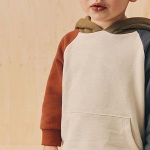 Sudadera deportiva de dos tonos para niños con logotipo personalizado, ropa de calle, conjunto de 2 piezas para entrenamiento, chándal de bloque de color empalmado para niños - Product Image 3