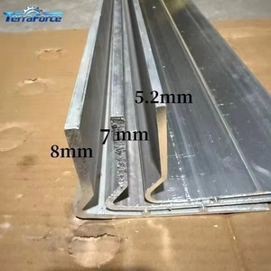 Vibrador de Concreto de Gasolina de 4 Tiempos de Alta Resistencia, Vibración de 45 Hz con Eje Flexible para Endurecimiento de Carreteras y Techos - Product Image 3