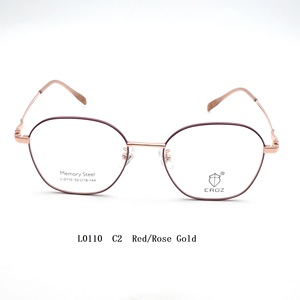 กรอบแว่นตาเมมโมรี่เมทัล L0110 น้ำหนักเบา ทนทาน ทันสมัย ดีไซน์ยืดหยุ่นเพื่อความสบาย - Product Image 2