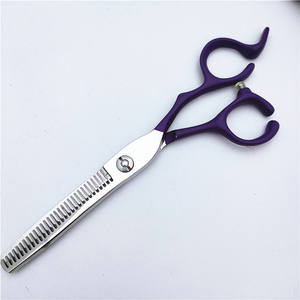 Tijeras de peluquería con mango morado de 6 pulgadas para diestros, para uso en salones de belleza, tipo de hoja estándar - Product Image 1