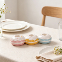 Redeco Porte-bougie chauffe-plat Donut Macaron, Mugs en céramique mignons peints à la main, Mug en céramique pastel pour la décoration de la maison et des fêtes