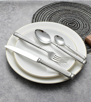 Ensemble de couverts de luxe haut de gamme en acier inoxydable 304 forgé, style colonne romaine, pour restaurant et hôtel, avec finition miroir pour la maison
