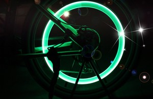 Lumière LED néon pour valve de pneu de vélo, de <span class=keywords><strong>voiture</strong></span>, de roue de vélo, valve de pneu, lumière de valve de pneu - Product Image 3