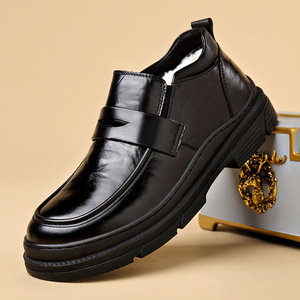 Zapatos de invierno para hombre, forrados de lana, de cuero, impermeables, antideslizantes, con suela gruesa, informales, para personas de mediana edad y mayores. - Product Image 1