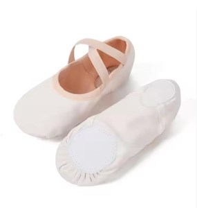 Chaussons <span class=keywords><strong>de</strong></span> <span class=keywords><strong>danse</strong></span> classique et moderne 2025 pour filles, chaussures <span class=keywords><strong>de</strong></span> gymnastique pour adultes et garçons, pantoufles en toile à semelle souple - Product Image 2