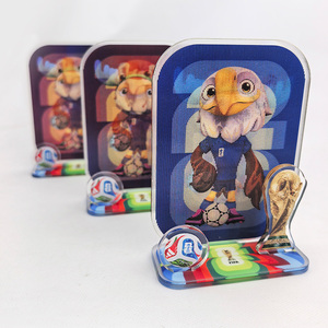 Vente en gros NASNAK SJB-2027 – Présentoir de bureau transparent en acrylique 3D lenticulaire, motif dessin animé, support photo, mascotte - Product Image 1