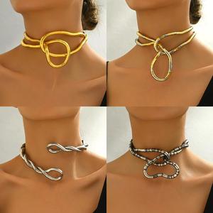 Gran oferta, collar de serpiente bobinado arbitrario, collar suave para mujer, collar flexible - Product Image 1