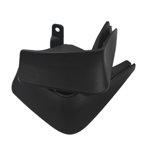 Guardabarros de Plástico Negro para Mercedes-Benz Clase C C260 C300L 22-25, Deflectores de Neumáticos - Product Image 3