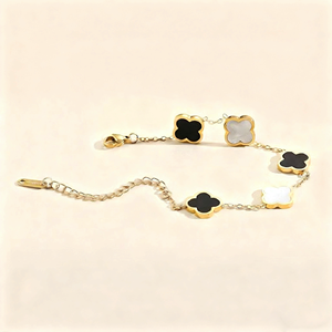 Bracciale Trendy Placcato Oro 18K con Quadrifoglio Portafortuna Fiore Bianco Nero Rosso Verde a Quattro Foglie Gioielli Regalo per Donna - Product Image 3
