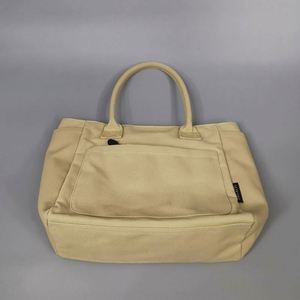 Sac fourre-tout en toile réutilisable et écologique avec fermeture éclair, personnalisable avec logo, multi-poches, idéal pour le travail et les trajets quotidiens - Product Image 6