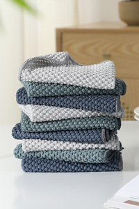 Serviette de cuisine en microfibre bleue 300 g/m² à pois, très absorbante, réutilisable, séchage rapide pour cuisine et salles de bain - Product Image 3