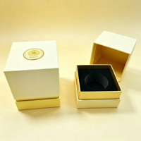 Boîte à bougies rigide personnalisée avec estampage doré, boîte cadeau à deux pièces avec couvercle et base, avec insert en mousse EVA pour l'emballage de cadeaux d'aromathérapie parfumée