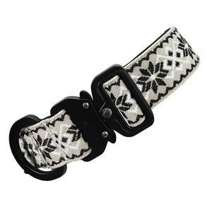 Collar Táctico para Perro con Patrón Jacquard Resistente, Cintas de Nailon Ajustables, Hebilla Metálica y Anillo en D para Perros Medianos y Grandes, Personalizable - Product Image 1