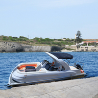 Bateau ponton familial de loisirs avec moteur en option, remorque, auvent, coffre de rangement et table à manger