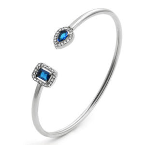 Brazaletes Personalizables de Acero Inoxidable Chapados en Oro Vintage de 18K con Piedras de Circonio, Brazalete Abierto Impermeable, Joyería Unisex para Regalo - Product Image 4