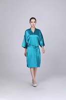 Robe de coiffure personnalisée gris argenté, kimono de salon pour spa, teinture et coupe de cheveux, robe de soin confortable pour les clients
