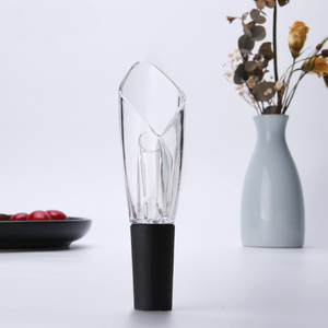 Tabletop Quà Tặng Đen Decanter Spout nhựa acrylic rượu vang đỏ đồ uống Dispenser Home Bar công cụ rượu vang hàng đầu <span class=keywords><strong>pourer</strong></span> - Product Image 1
