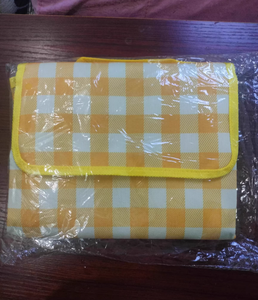 Coolwin Dampproof Portable Rectangular Picnic Mat with PVC &amp; Oxford Materials for Outdoor <strong>Camping</strong> Beach Travel Use - Product Image 4