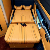 Kit de conversion intérieure de luxe Dingkong Sprinter, sièges de capitaine en cuir beige métallisé, plafond étoilé pour van |   Fabricant OEM sur mesure