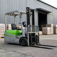 Gerbeur électrique assis de 2000 kg avec une largeur compacte de 1020 mm