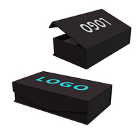 Boîte cadeau en carton pliable magnétique de luxe personnalisée pour chaussures et vêtements avec gaufrage et matériaux recyclés