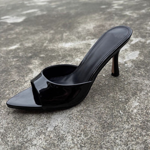 All'ingrosso donna moda estiva <span class=keywords><strong>sandali</strong></span> tacchi alti nuovi <span class=keywords><strong>a</strong></span> punta Stiletto nero pantofole in pelle verniciata - Product Image 5