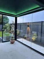 Pergola à lames orientables électriques pour jardin, patio, cour, piscine, restaurant, pavillon extérieur en aluminium avec toit imperméable réglable