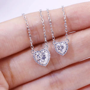 Collar con Piedra Central de Moissanita Tianyu, Corte Corazón con Halo, Pequeño y Exquisito, Ideal para Regalo de Aniversario para Chicas - Product Image 3