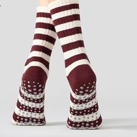 Chaussettes de yoga, de danse et de fitness personnalisées brodées, en tricot, de haute qualité, avec motif de lettres, pour le printemps