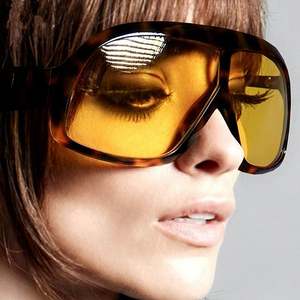 Nouveauté 2025 – Lunettes de soleil oversize unisexe style punk à grande monture, protection UV400 - Product Image 1