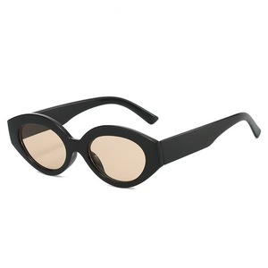 Gafas de Sol de Ojo de Gato para Mujer, Montura Completa, UV400, Montura Ovalada Roja, Protección Solar, Estilo Moderno para Adultos - Product Image 3
