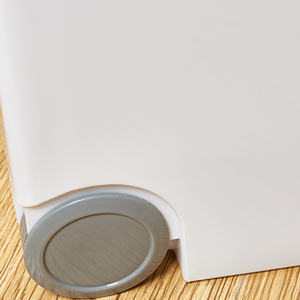 Premium Plastic Dog Food Container Large Capacity <strong>Cat</strong> Food <strong>Barrel</strong> for Storage and Feeding <strong>Cat</strong> &amp; Dog Bowls &amp; Feeders - Product Image 4