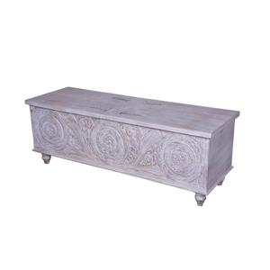 Mesa de centro rústica de madera con diseño tallado y acabado blanqueado para sala de estar - Product Image 5