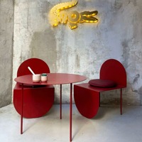 Ensemble table et chaises de salle à manger d'extérieur style industriel rétro moderne, en fer forgé rouge semi-circulaire, pour café, boulangerie, salon de thé, en métal