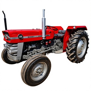 Tracteur agricole d'occasion Massey Ferguson 135 roues rouges 45 CV pour composants essentiels du moteur, boîte de vitesses, pompe - Product Image 1