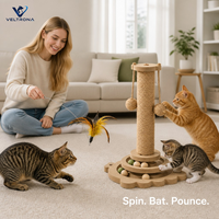 Tourne-disque à griffoir pour chat en forme de fleur avec pistes à balles, poteau en sisal et baguette à plumes, centre d'activités pour chat en bois