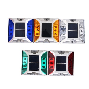 Reflector de Señalización Vial Solar Reflectante, Impermeable IP68, Antipresión, con Luz LED, Material de Acero, Plástico, Aluminio y PC - Product Image 1
