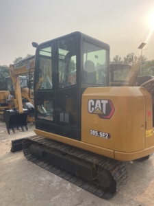 รถขุดตีนตะขาบไฮดรอลิก Caterpillar รุ่น 305.5e2 มือสอง ราคาถูก ขาย - Product Image 2