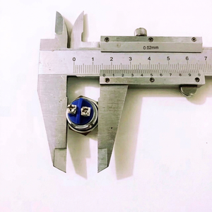 Interrupteur de commande d'excavatrice 16 mm à réinitialisation automatique, en plastique de haute qualité, 4 boutons, arrêt automatique pour grue - Product Image 1
